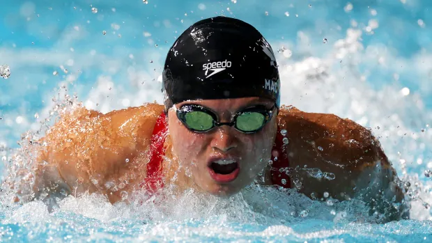 Canada's Mac Neil, Turbide swim to gold medals at Commonwealth Games |  CBC sport