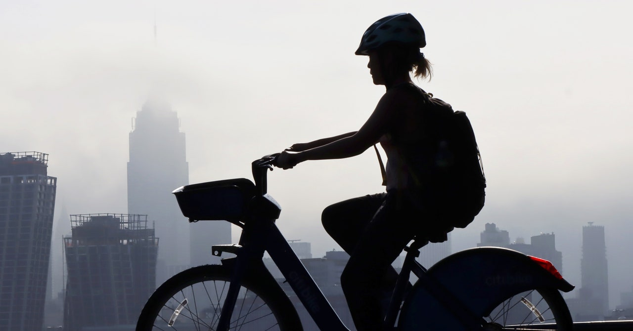 Google Maps is becoming more bike-friendly