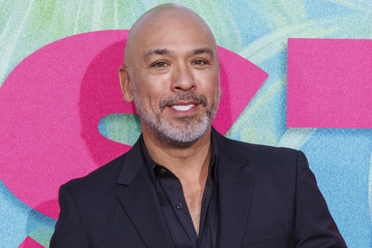 'Easter Sunday': Jo Koy shoots 'ignorant' 'lazy' argument that stories about Asian families are 'too specific'