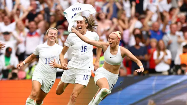 England's bra-baring football celebration puts breast health in the spotlight |  CBC News