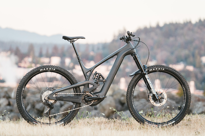 Review: The Evil Epocalypse is equal parts Balance & Brawn - Pinkbike