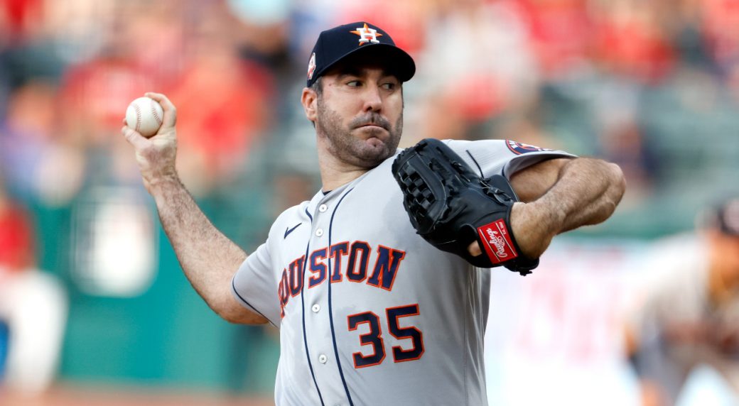 Verlander wins MLB-leading 15th game, Astros blank Cleveland