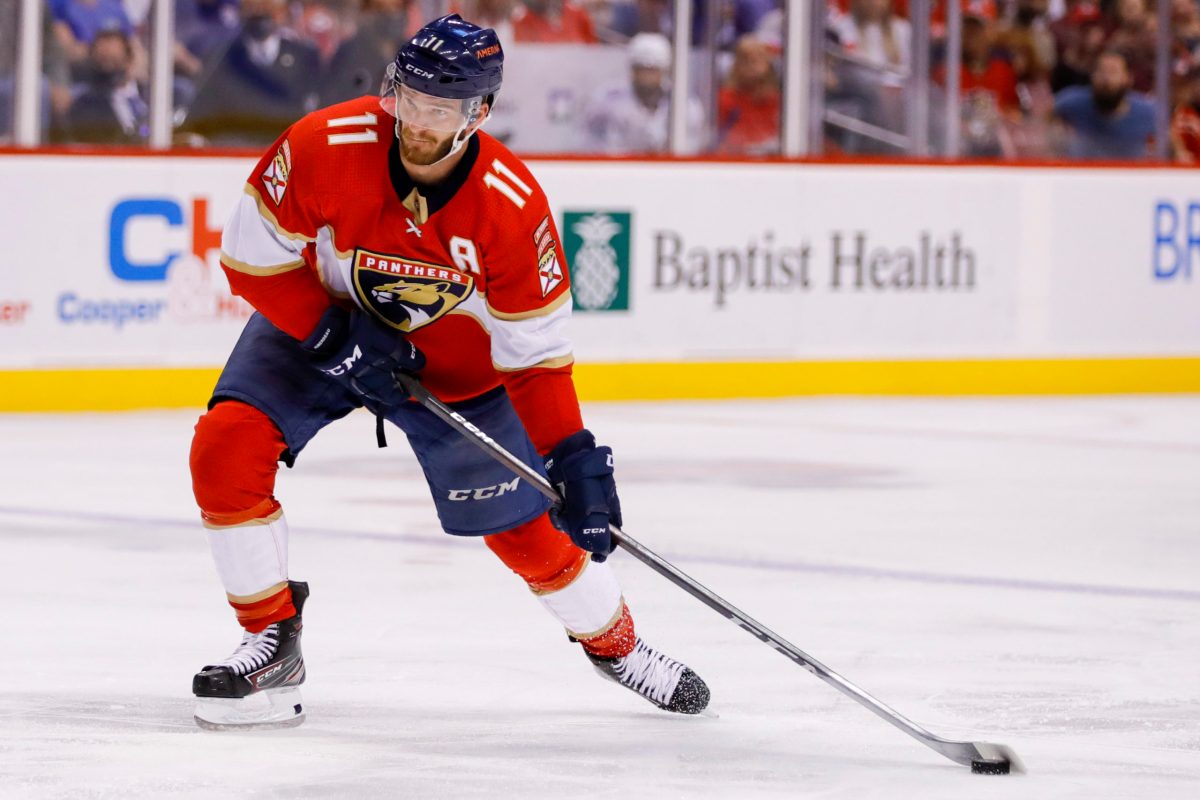 What the Flames signing of Jonathan Huberdeau means for the Canucks: Around the Pacific