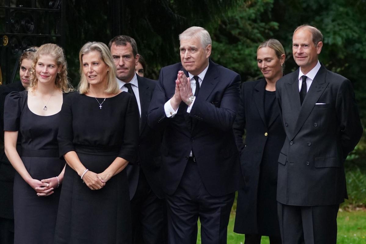 The Queen's children and grandchildren are making their first appearance since her death to see tributes at Balmoral