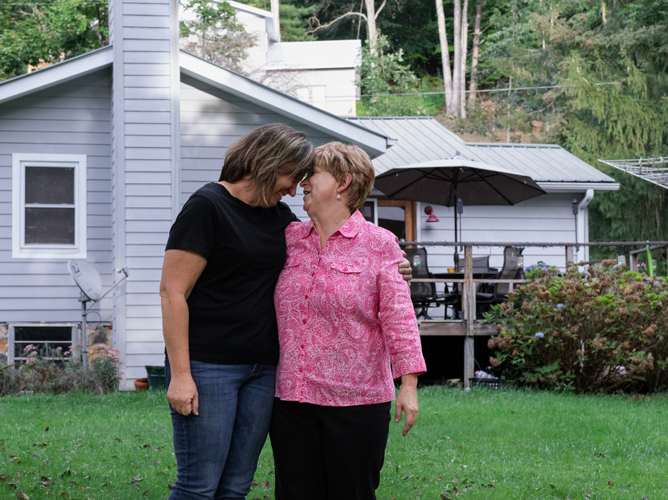 With early Alzheimer's in the family, these sisters decided to test the gene