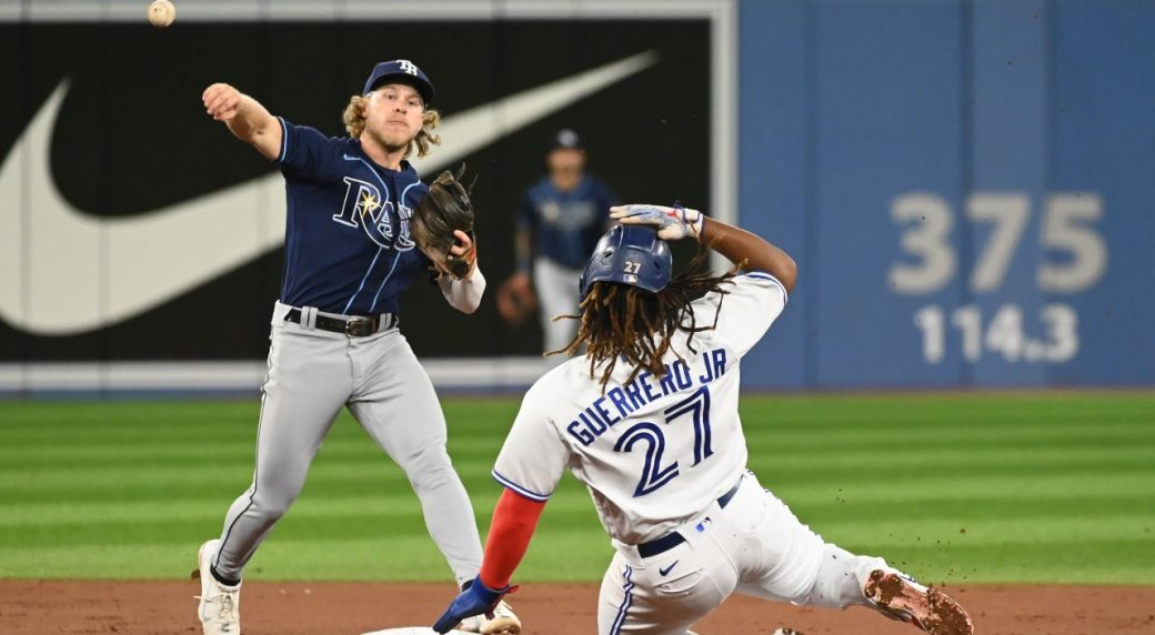 The Blue Jays' sloppy defense and change in pitching plan contribute to a tough loss to Rays