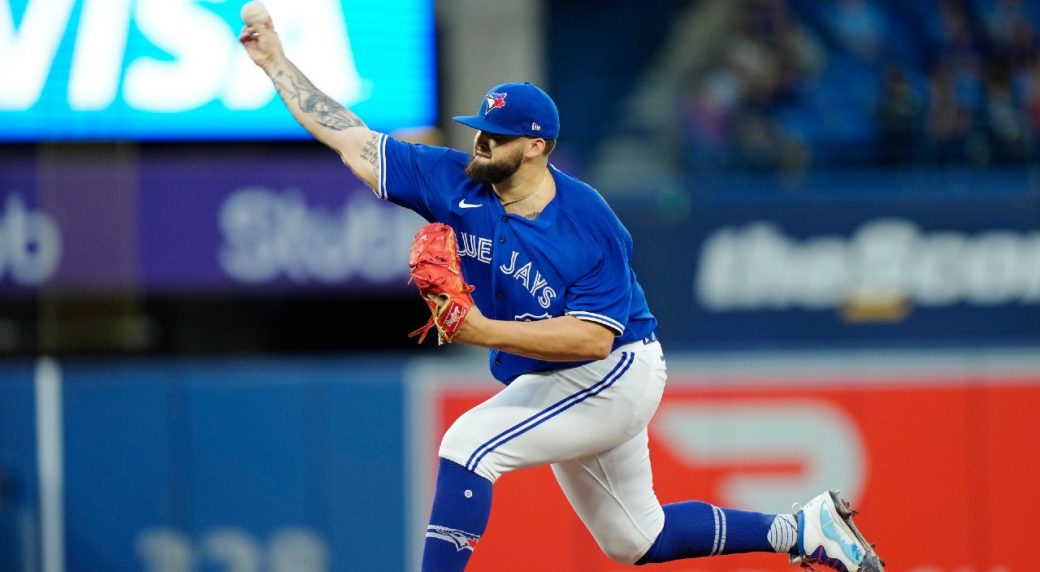 Blue Jays' Manoah scores in comeback win over Rays