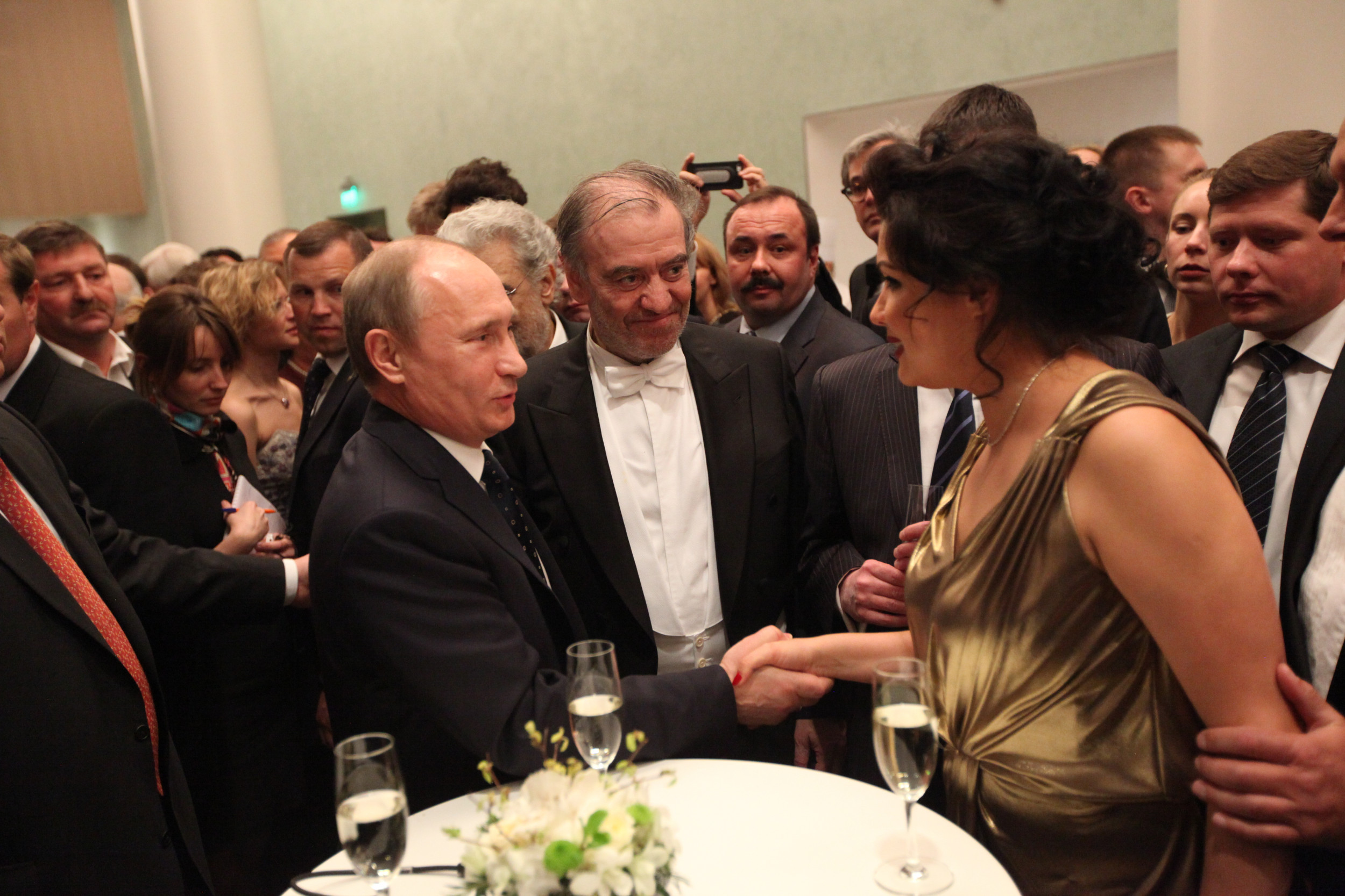 Vladimir Putin greets Anna Netrebko