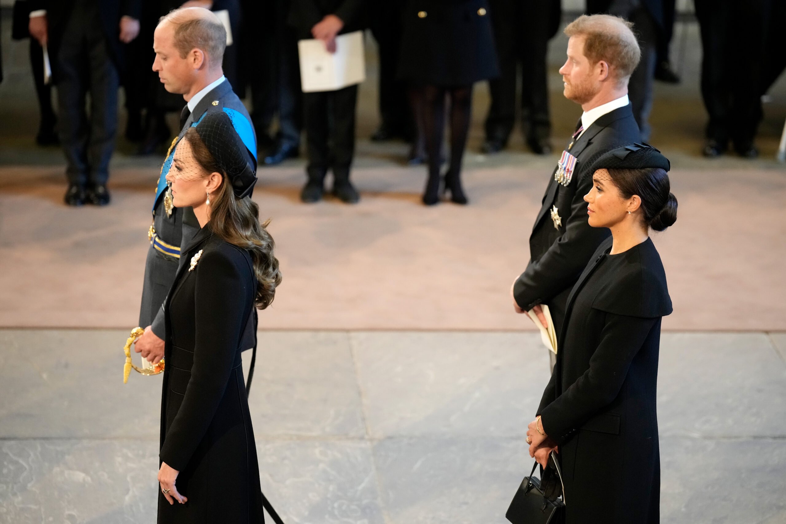 Kate Middleton's disdain for Meghan Markle is on full display at events honoring the Queen, body language expert claims