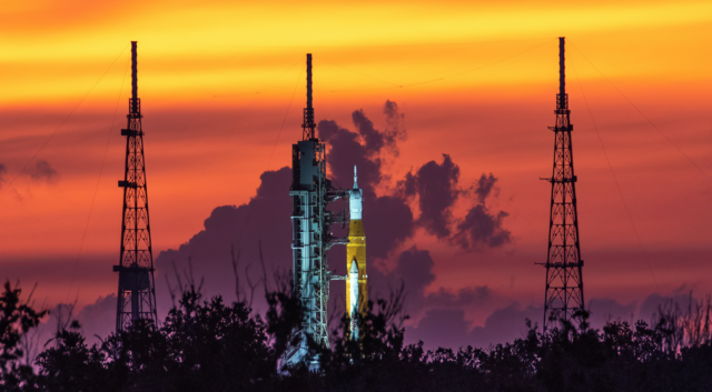 Fingers Crossed: NASA Delays Launch Of Artemis 1 Again - ExtremeTech