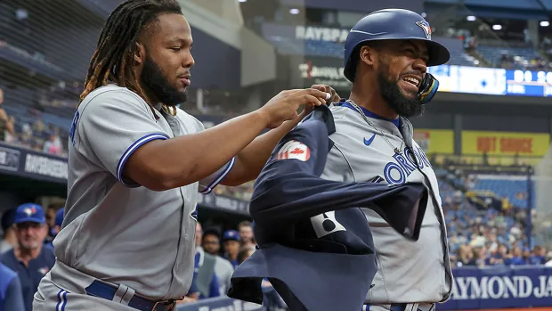 Homer-lucky Blue Jays regain 2-game lead over Rays in AL wildcard race |  CBC sport