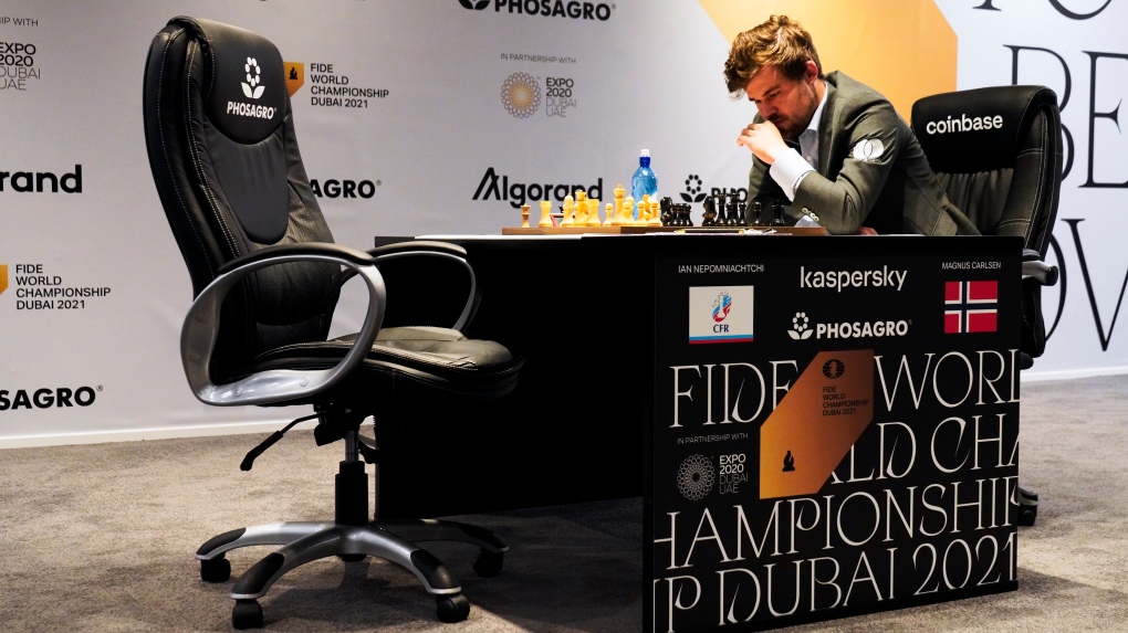 How hard is it to cheat in a chess tournament?  Experts ponder amid Carlsen-Niemann scandal