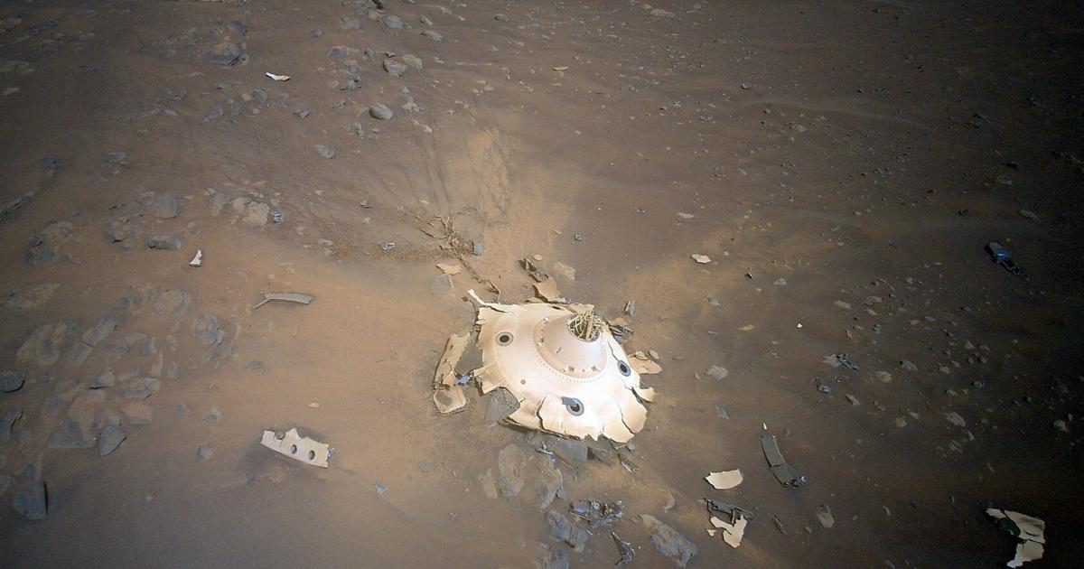 Mars is littered with 15,694 pounds of human debris from 50 years of robotic research