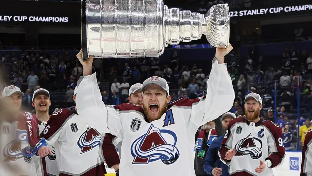 Nathan MacKinnon NHL's highest-paid player with $12.6 million AAV on 8-year contract |  CBC sport