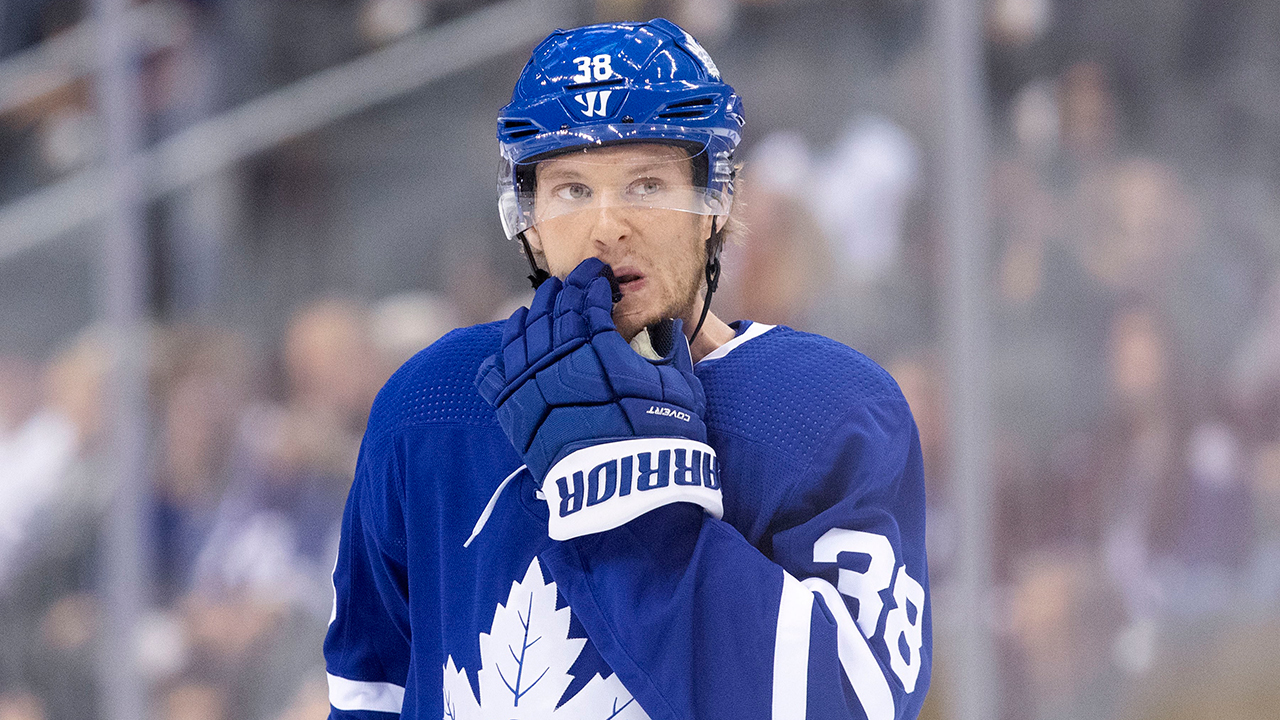 Rasmus Sandin is wise to break the stalemate and rush to the Maple Leafs camp