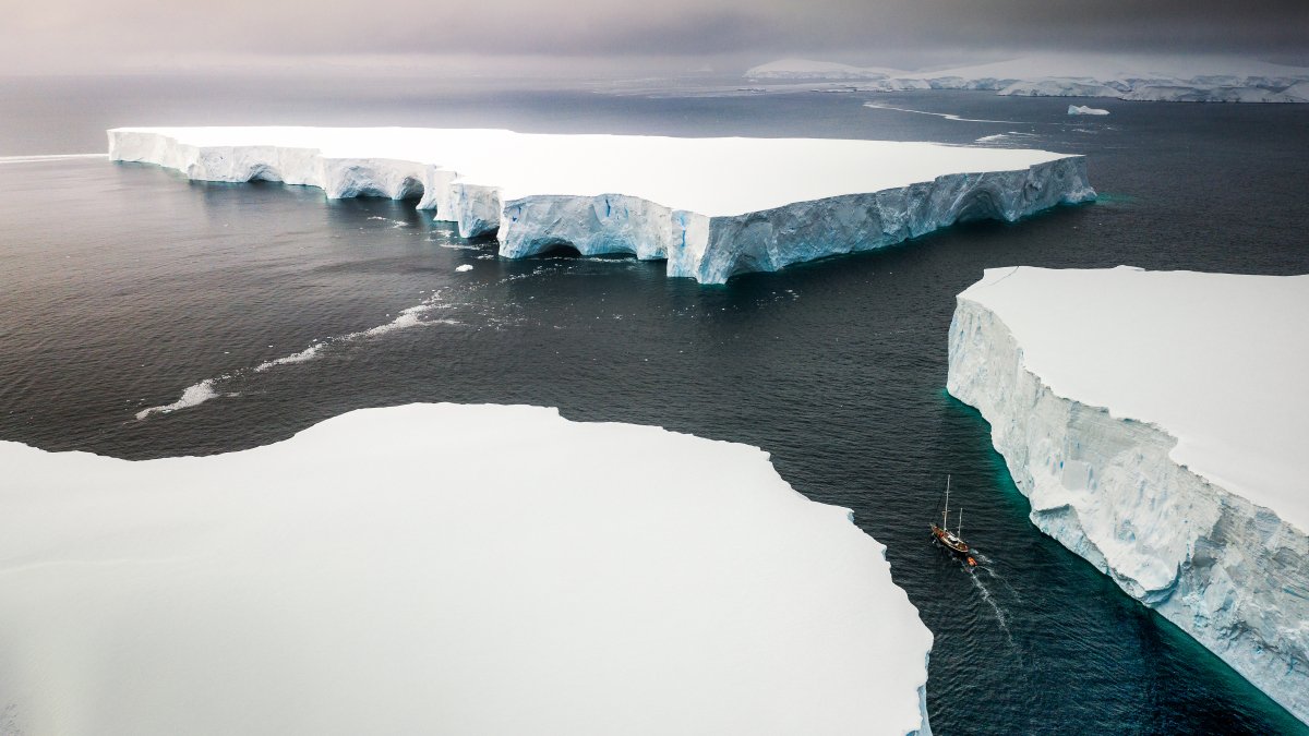 What actually happens when the so-called "Doomsday Glacier" collapses?