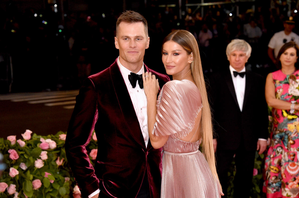 Focus on Tom Brady's personal life deepens: report claims QB and his wife Gisele Bundchen hired divorce lawyers