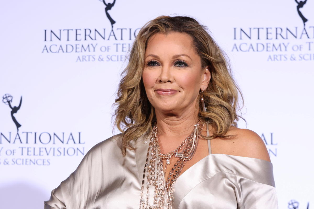 Vanessa Williams comes to Canada, teases reported project over Miss America scandal