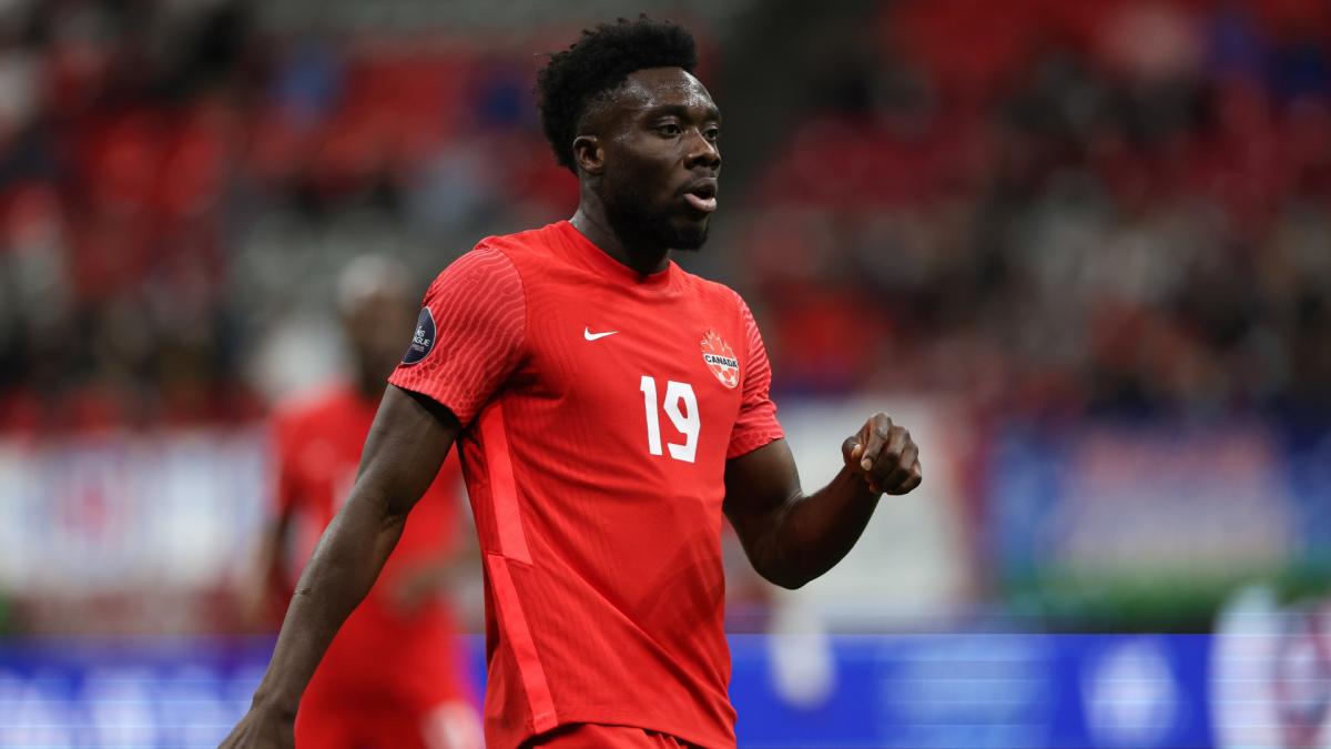 Report: Alphonso Davies urged retailers to stop selling his Canada soccer jersey