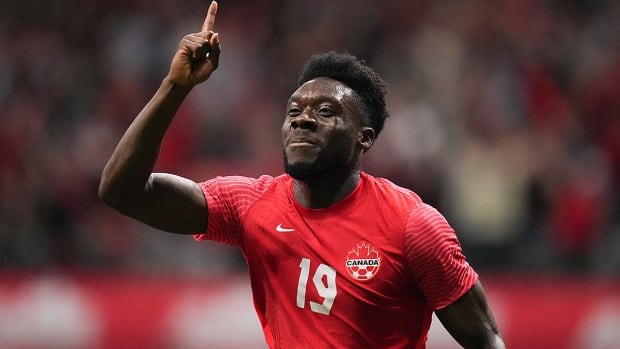 Canada Soccer reportedly signs deal with Alphonso Davies for naming and image rights |  CBC sport