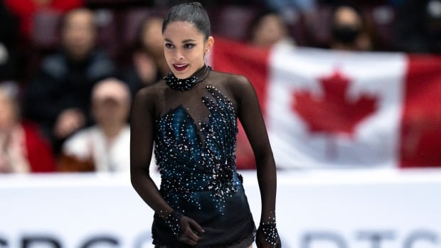 Canadians Schizas, Gilles and Poirier Lead Short Programs to Skate Canada |  CBC sport