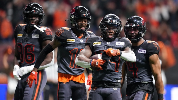 Dynamic Defense Helps Lions Victory Over Blue Bombers - TSN.ca