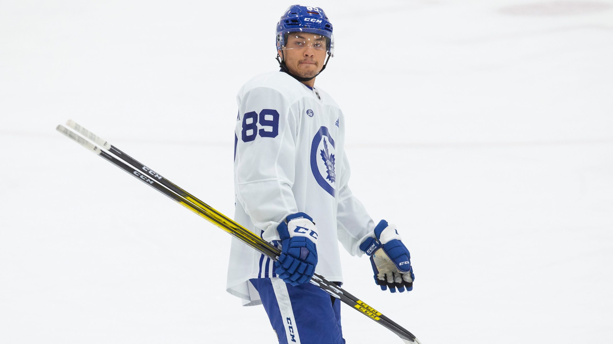 Maple Leafs Notes: Matthews explains why Robertson is successful