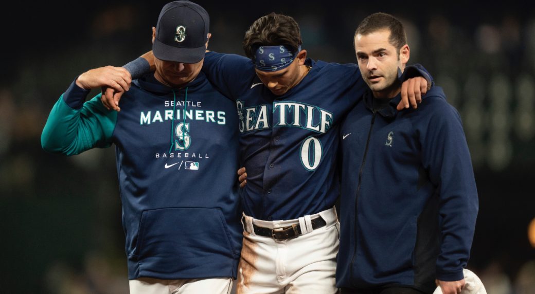 Mariners start playoffs after losing to Tigers on the road, Haggerty injures his leg