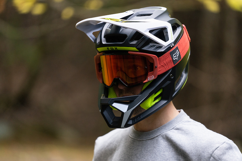 Test report: The new Fox Proframe RS helmet is packed with safety features for enduro riders - Pinkbike