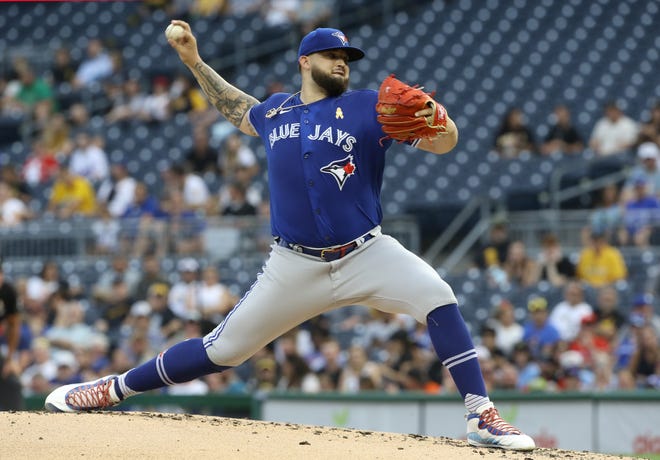 Alek Manoah starts Game 1 for the Blue Jays.