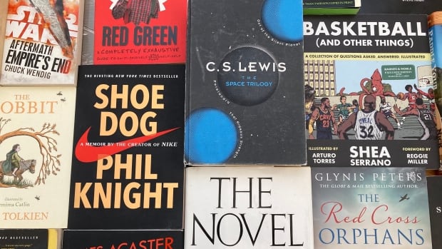 See for yourself: a cover can actually tell you a lot about a book |  CBC radio